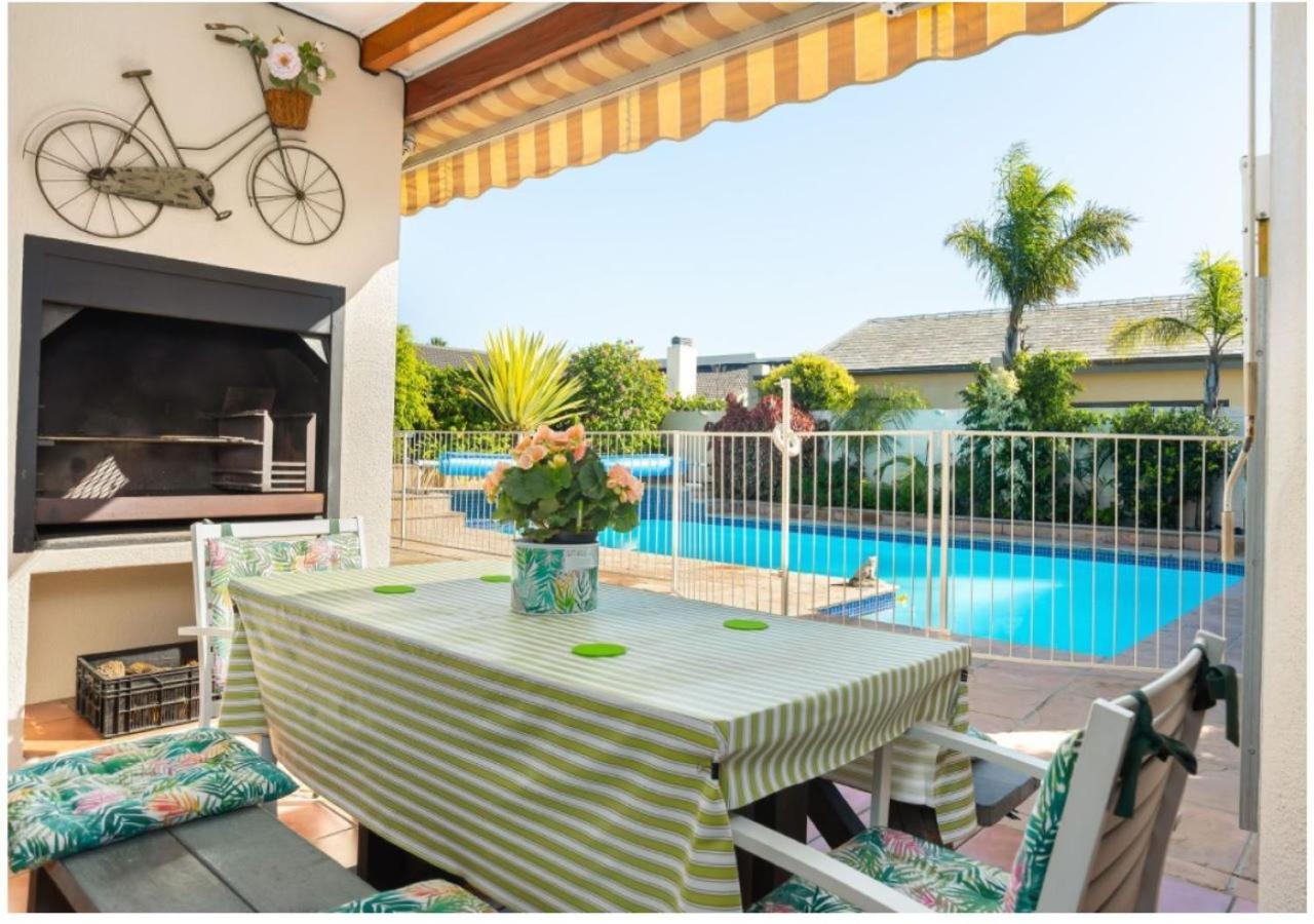 Meerendal Cottage-Affordable Luxury-Private Garden With Pool & Hot Tub Ciudad del Cabo Exterior foto