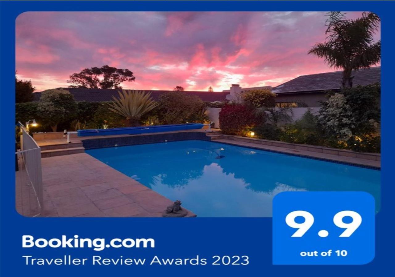Meerendal Cottage-Affordable Luxury-Private Garden With Pool & Hot Tub Ciudad del Cabo Exterior foto