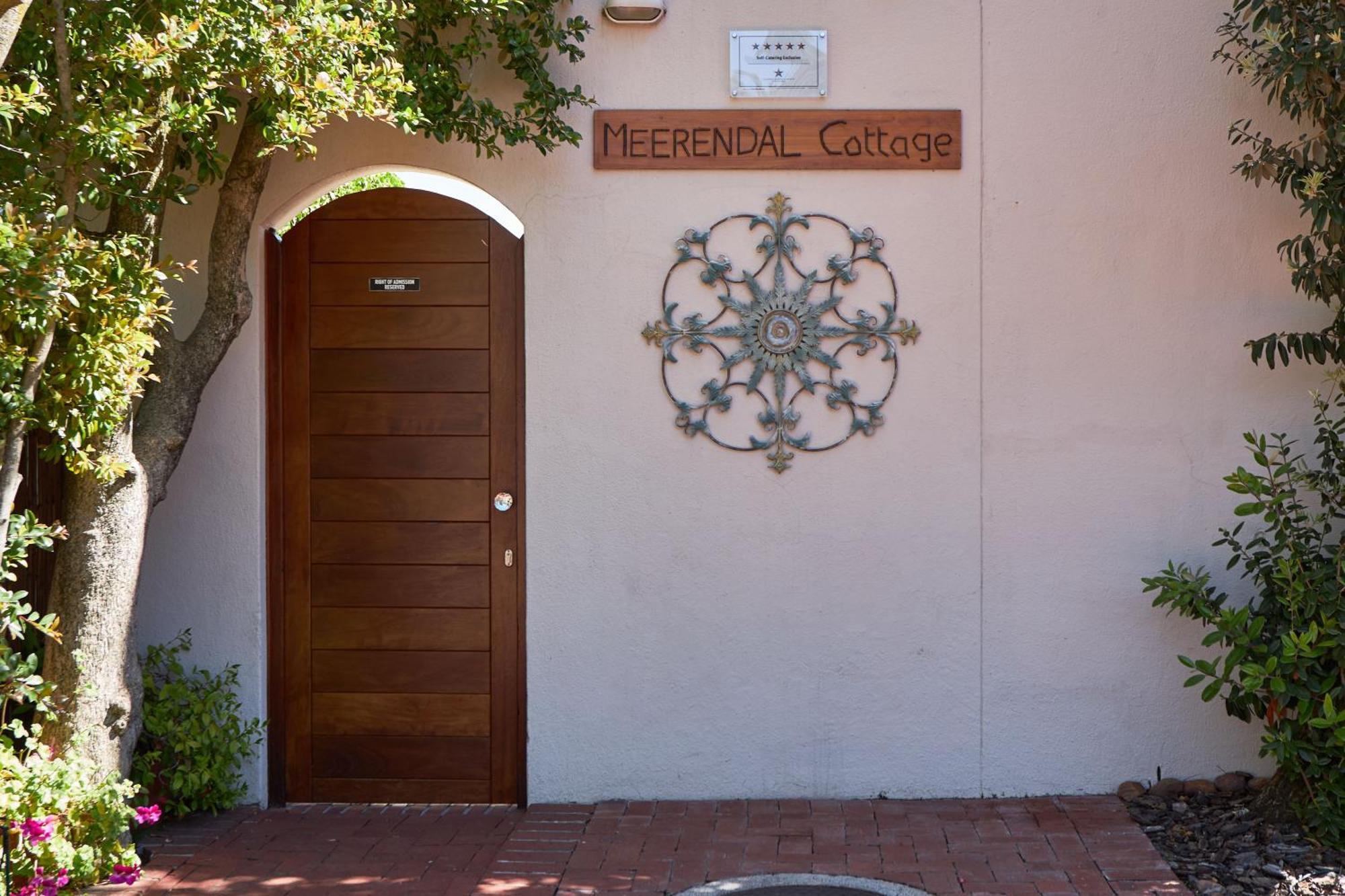Meerendal Cottage-Affordable Luxury-Private Garden With Pool & Hot Tub Ciudad del Cabo Exterior foto