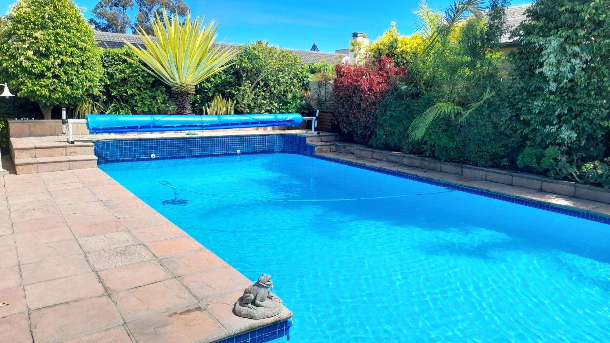 Meerendal Cottage-Affordable Luxury-Private Garden With Pool & Hot Tub Ciudad del Cabo Exterior foto