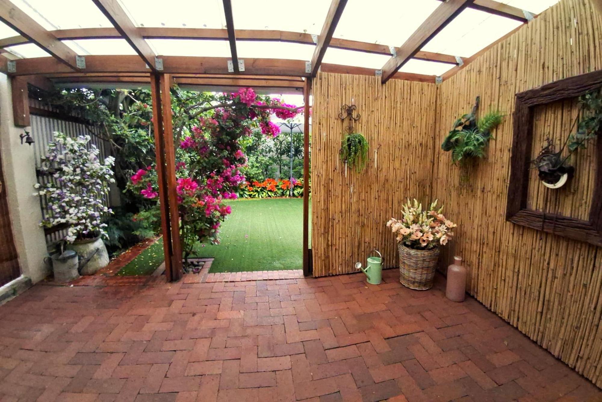 Meerendal Cottage-Affordable Luxury-Private Garden With Pool & Hot Tub Ciudad del Cabo Exterior foto