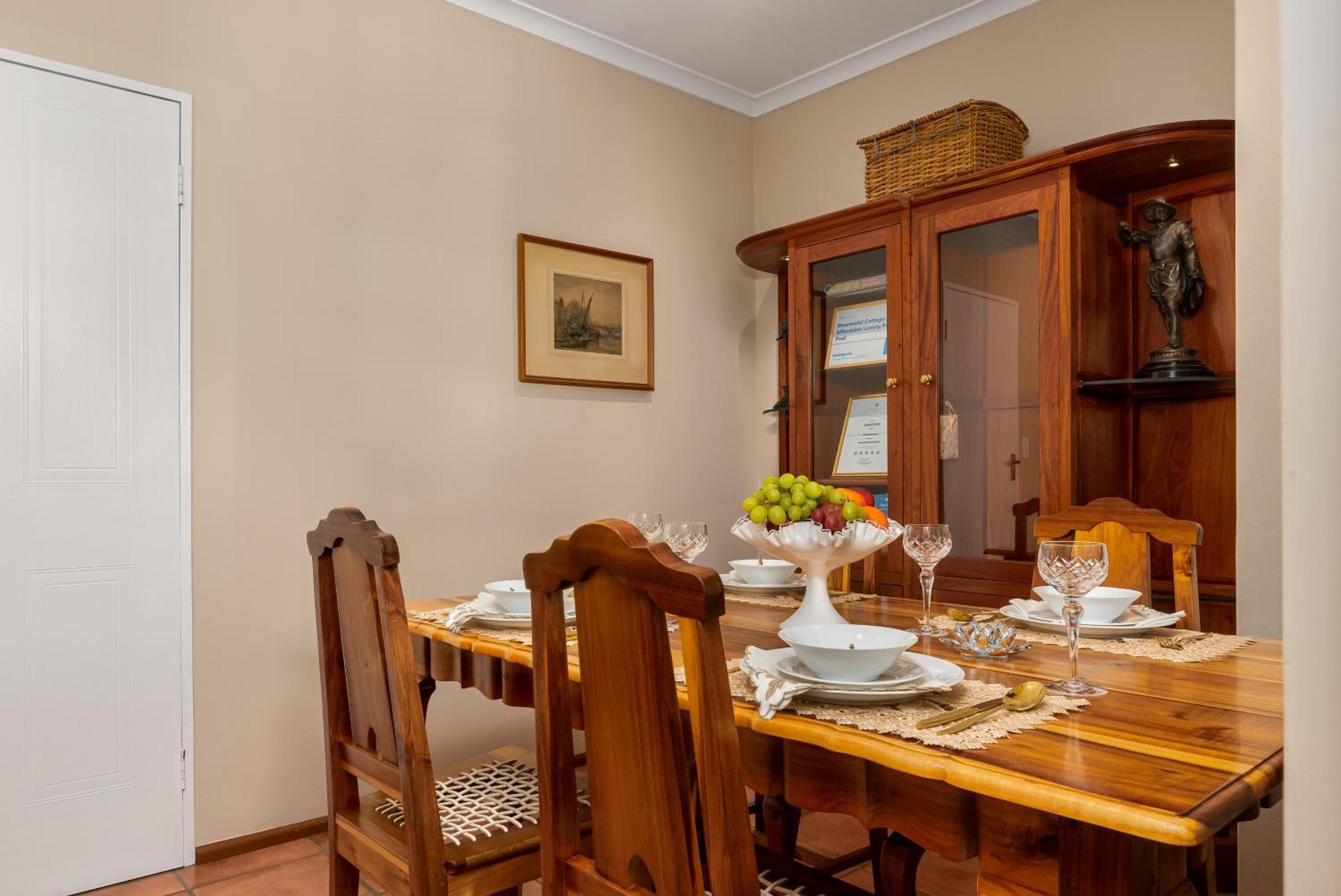 Meerendal Cottage-Affordable Luxury-Private Garden With Pool & Hot Tub Ciudad del Cabo Exterior foto