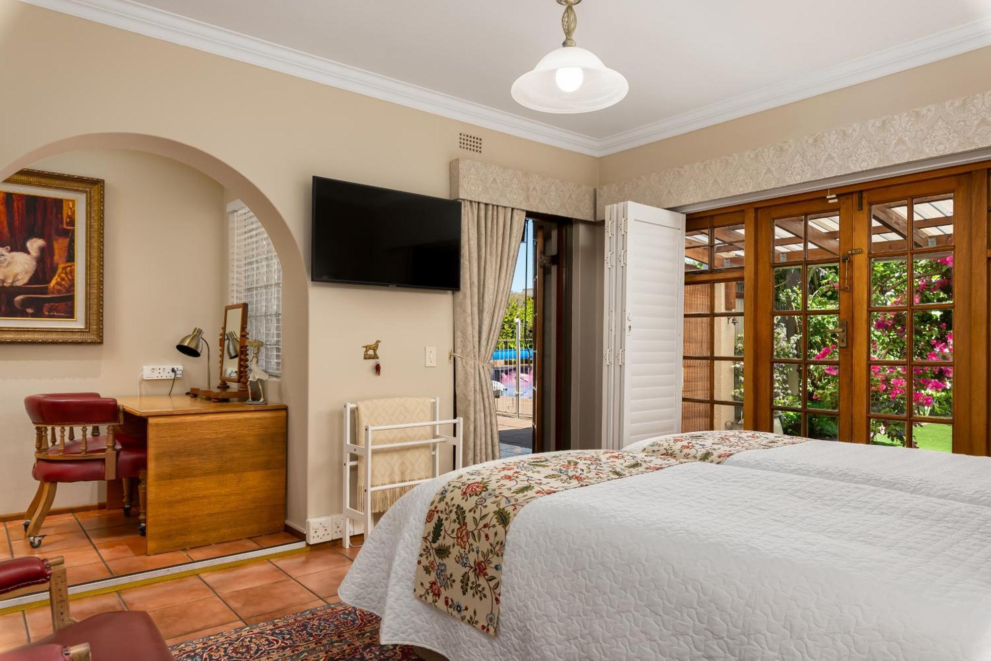 Meerendal Cottage-Affordable Luxury-Private Garden With Pool & Hot Tub Ciudad del Cabo Exterior foto